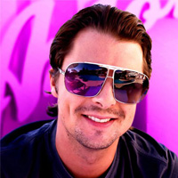 传记 Axwell