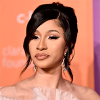 传记 Cardi B
