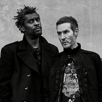 传记 Massive Attack