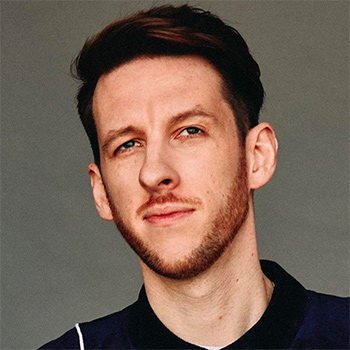 传记 Sigala