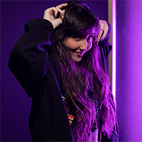 传记 Victoria Niro