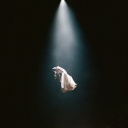 封面 Ariana Grande - Hampstead