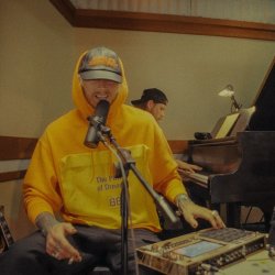 封面 mgk - Empty Out Your Pockets (Juice WRLD)
