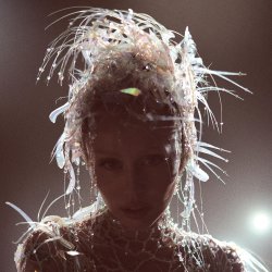 封面 Miley Cyrus - Golden Burning Sun