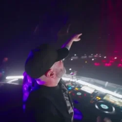 封面 Manian - Welcome To The Club (Bass Surrender Hardstyle Remix)