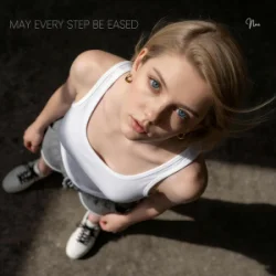 封面 Novi - May Every Step Be Eased
