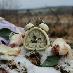 封面 Нейросеть - Летят года