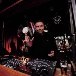 封面 DJ DNS - Voices Inside My Head (Original Mix)